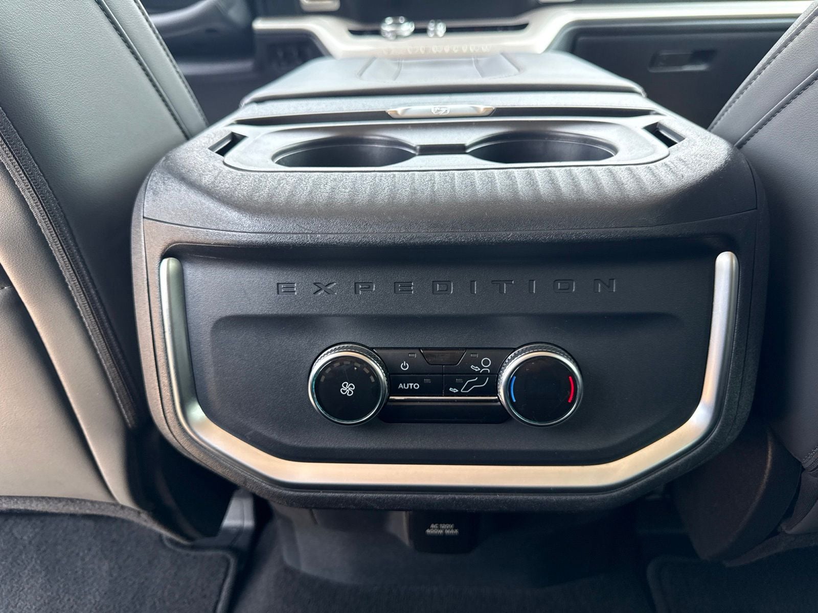 2025 Ford Expedition Active 202A