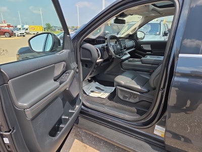 2025 Ford Expedition Active 202A