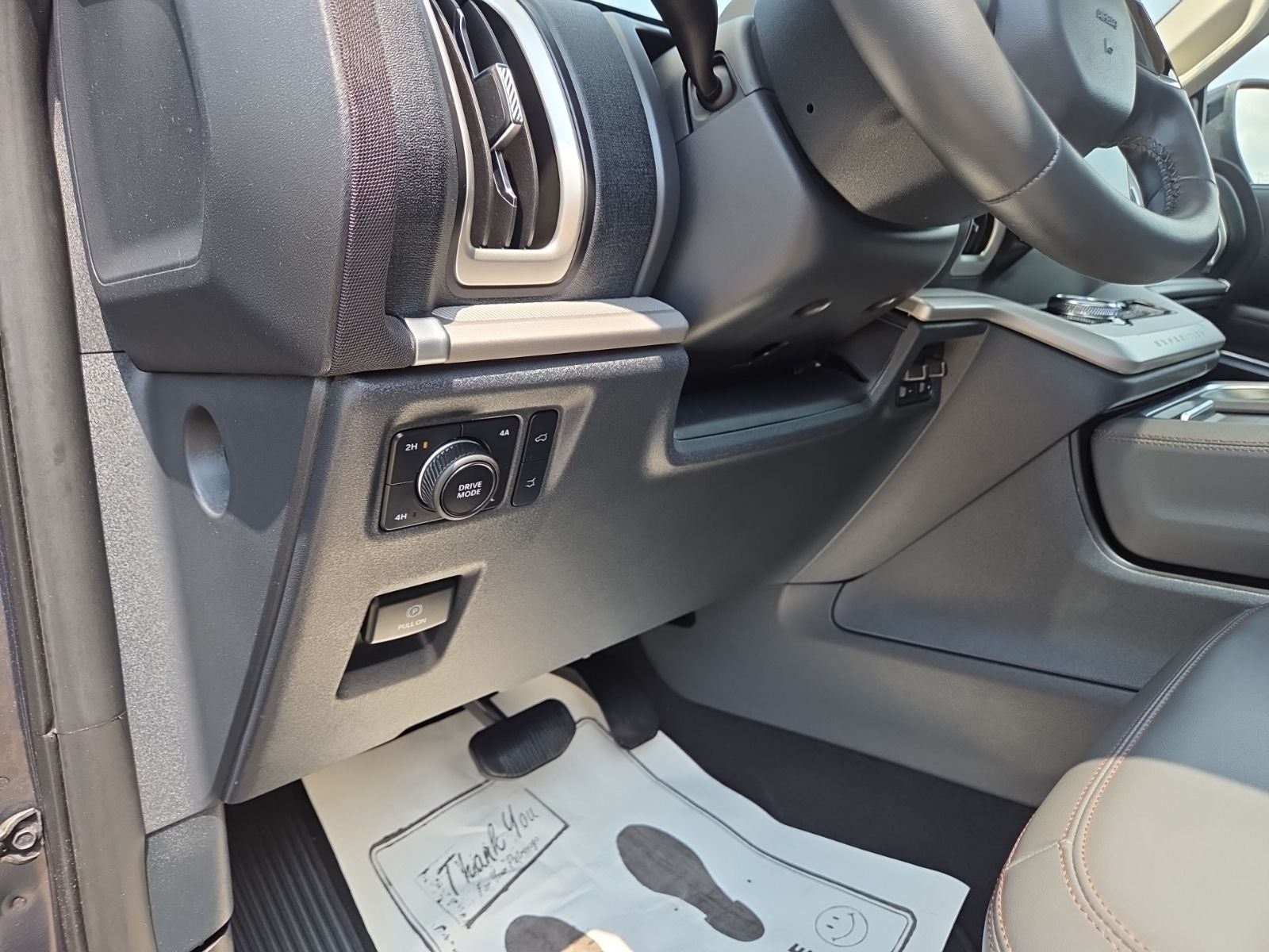 2025 Ford Expedition Active 202A