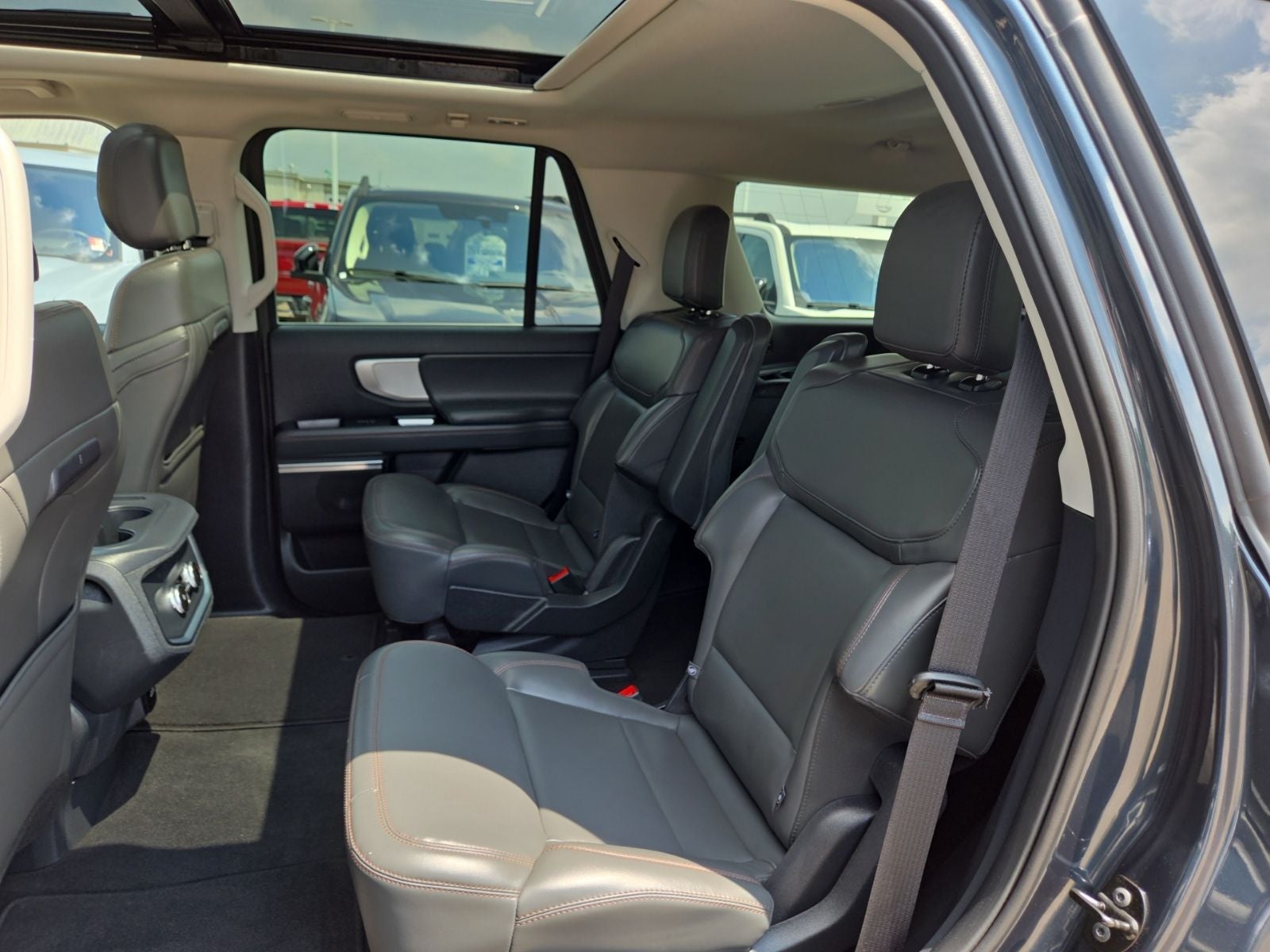 2025 Ford Expedition Active 202A