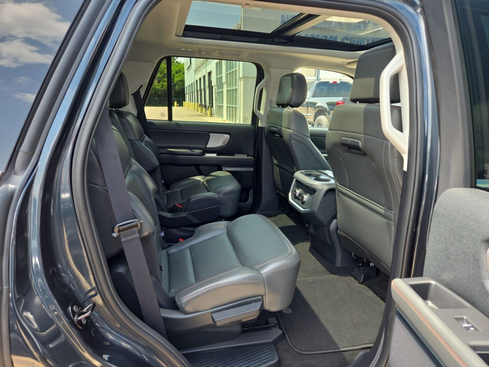 2025 Ford Expedition Active 202A