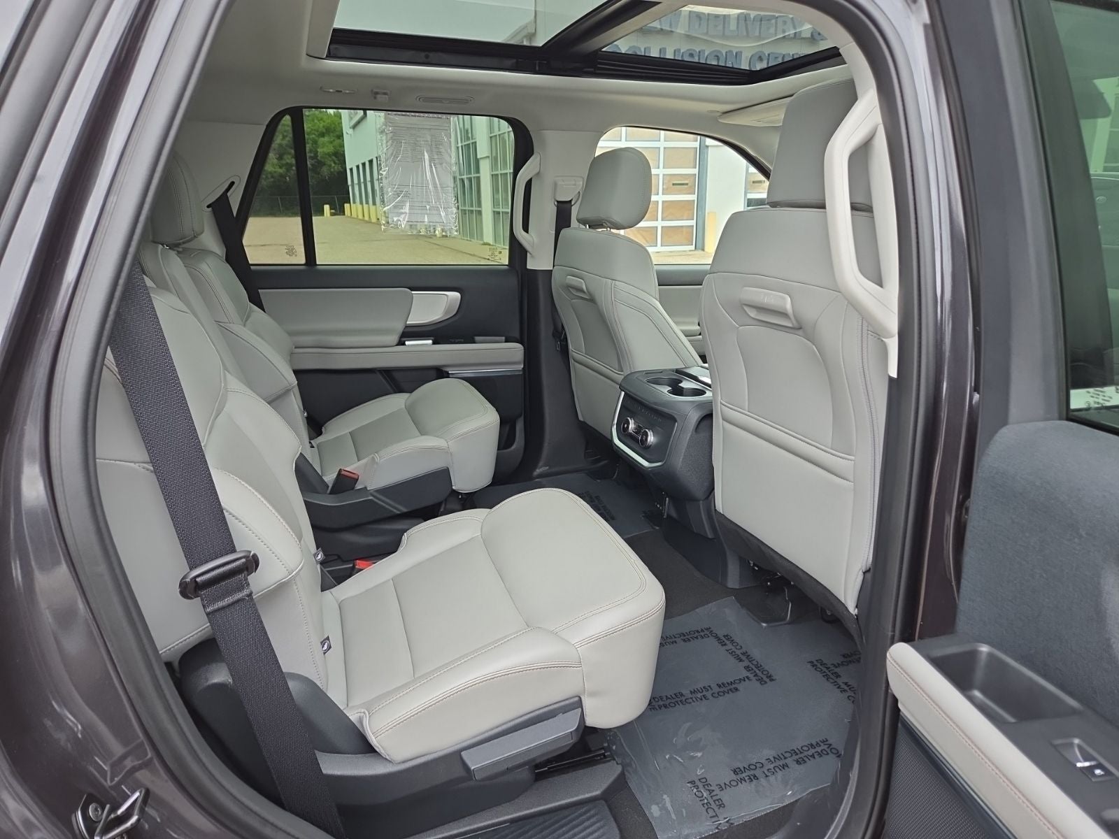 2025 Ford Expedition Active 202A