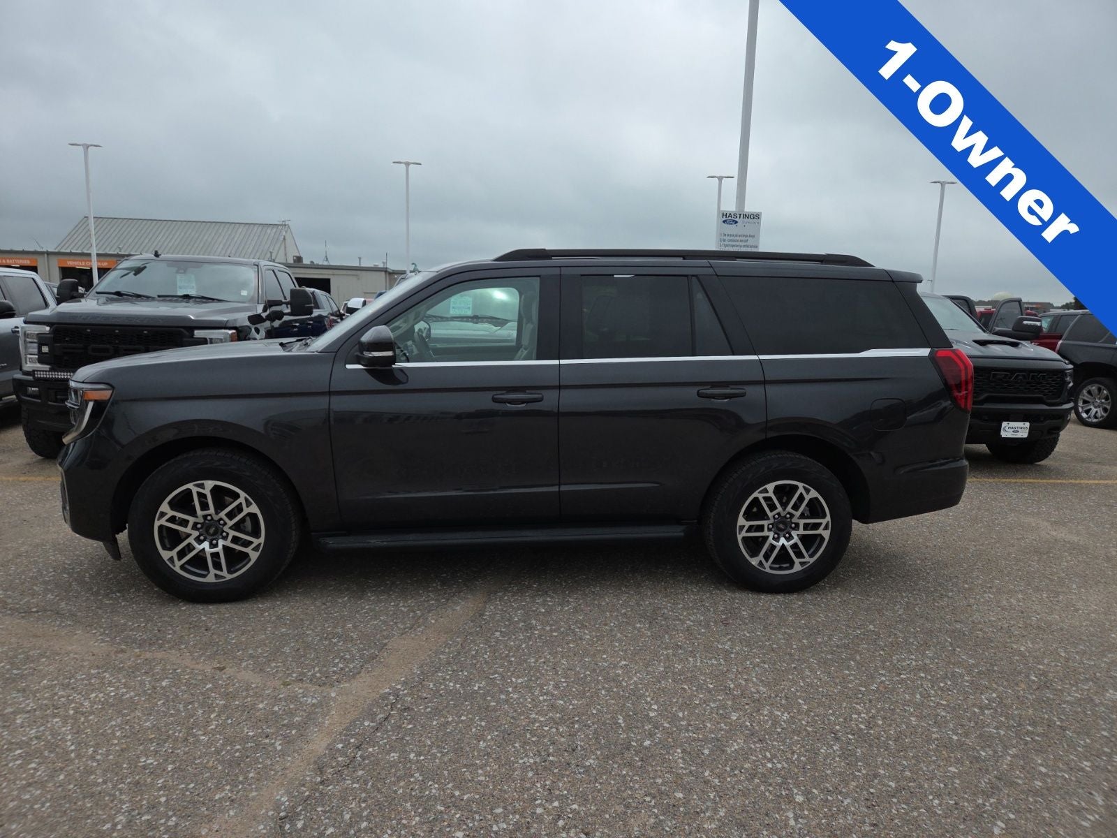 2025 Ford Expedition Active 202A