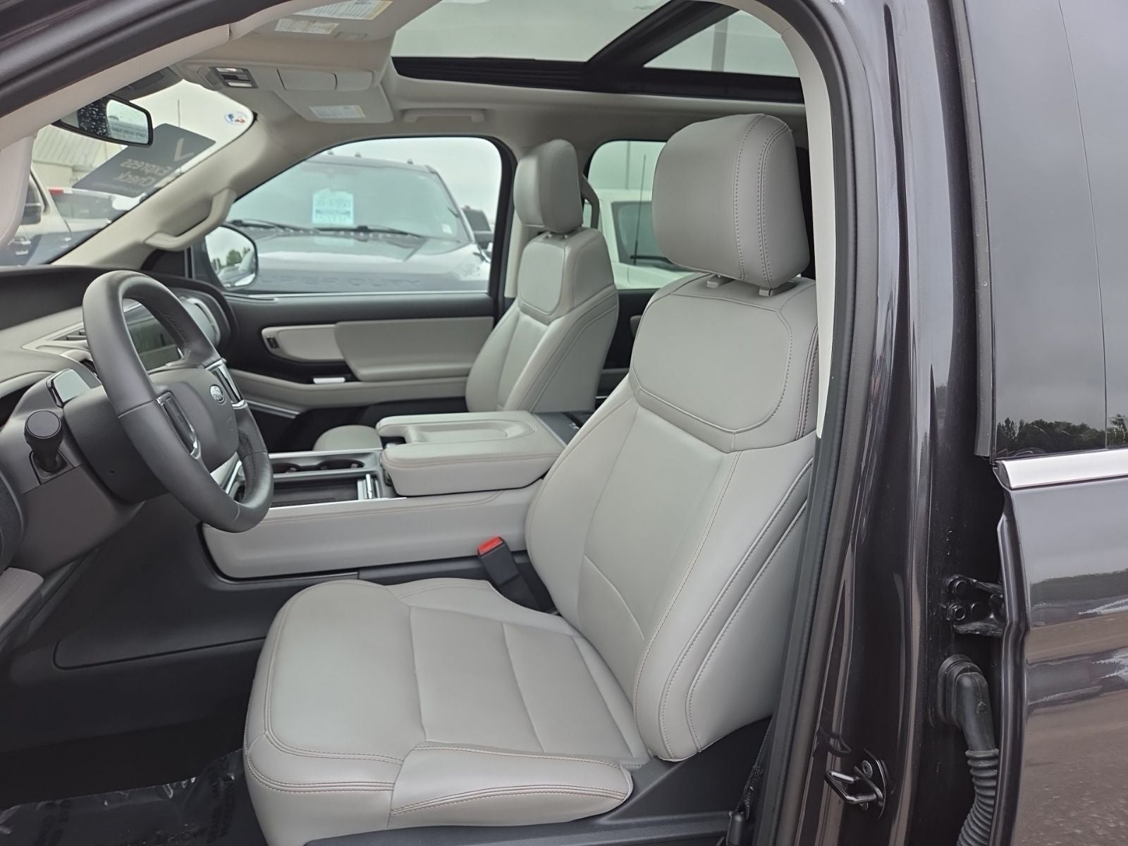 2025 Ford Expedition Active 202A