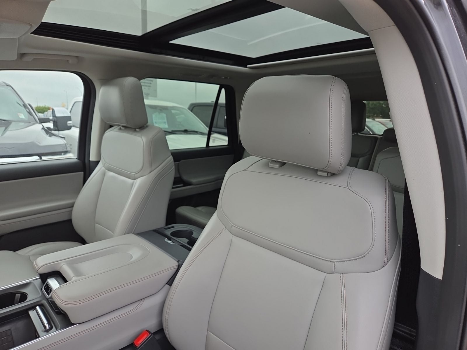 2025 Ford Expedition Active 202A