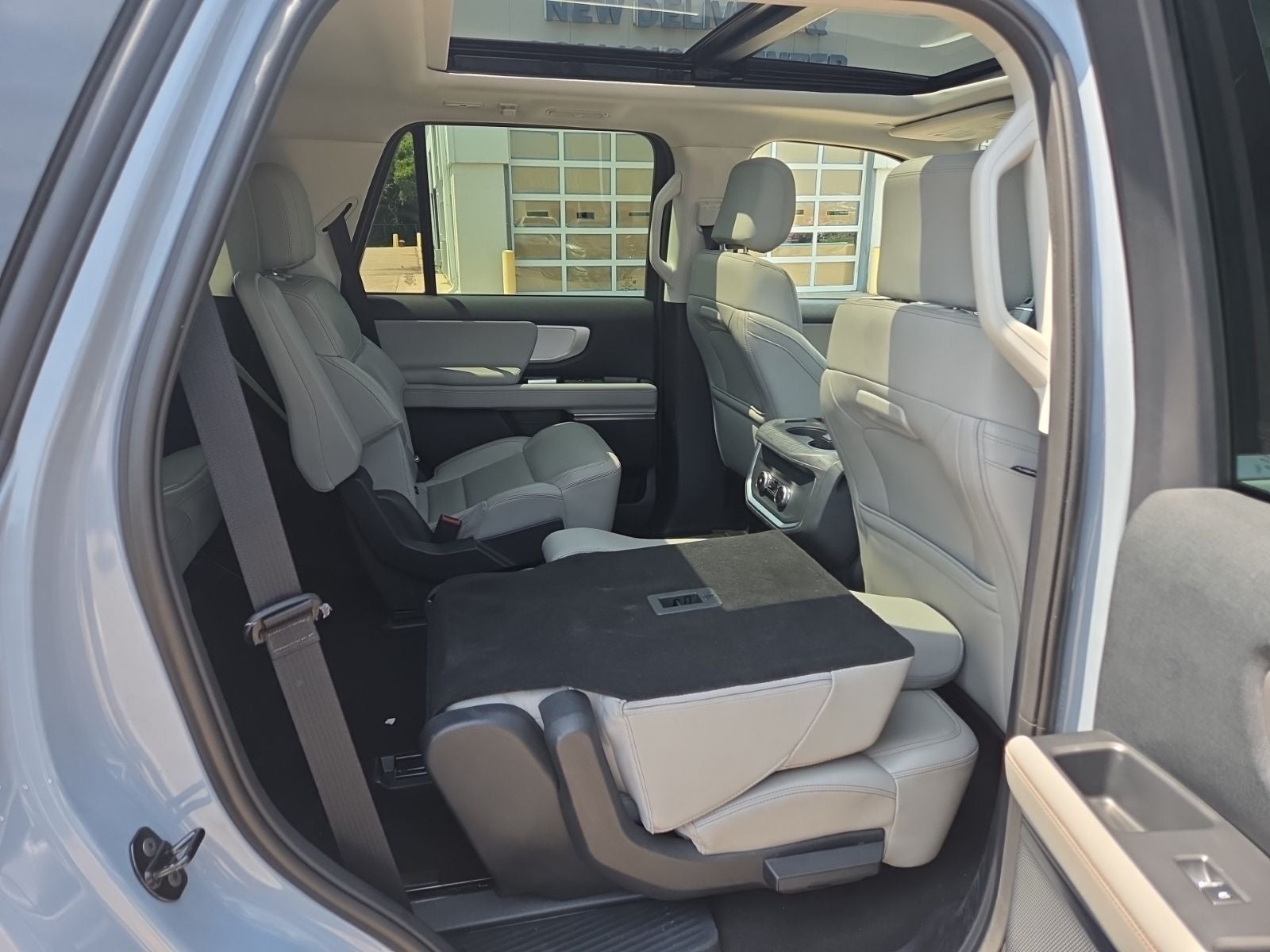 2025 Ford Expedition Active 202A