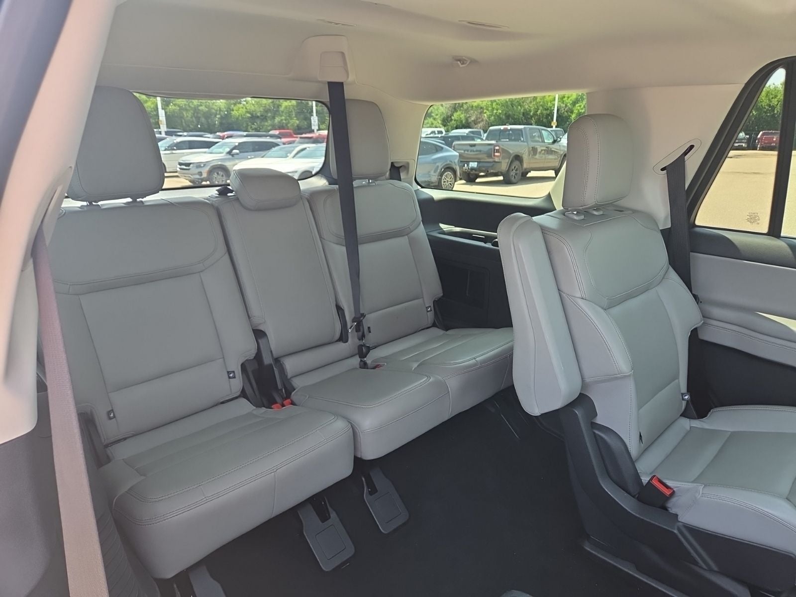2025 Ford Expedition Active 202A