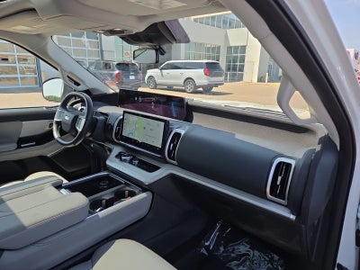 2025 Ford Expedition Active 202A