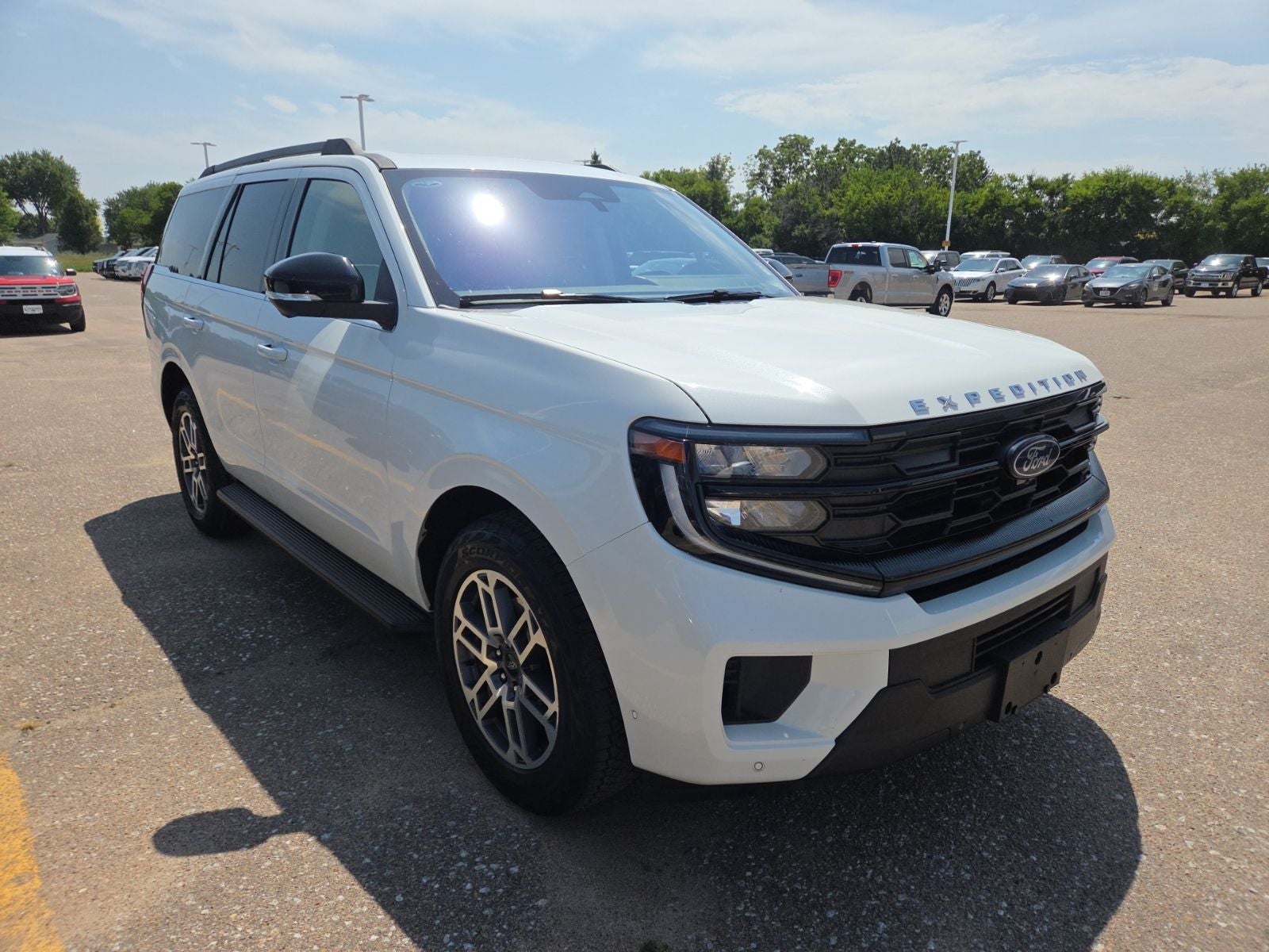 2025 Ford Expedition Active 202A