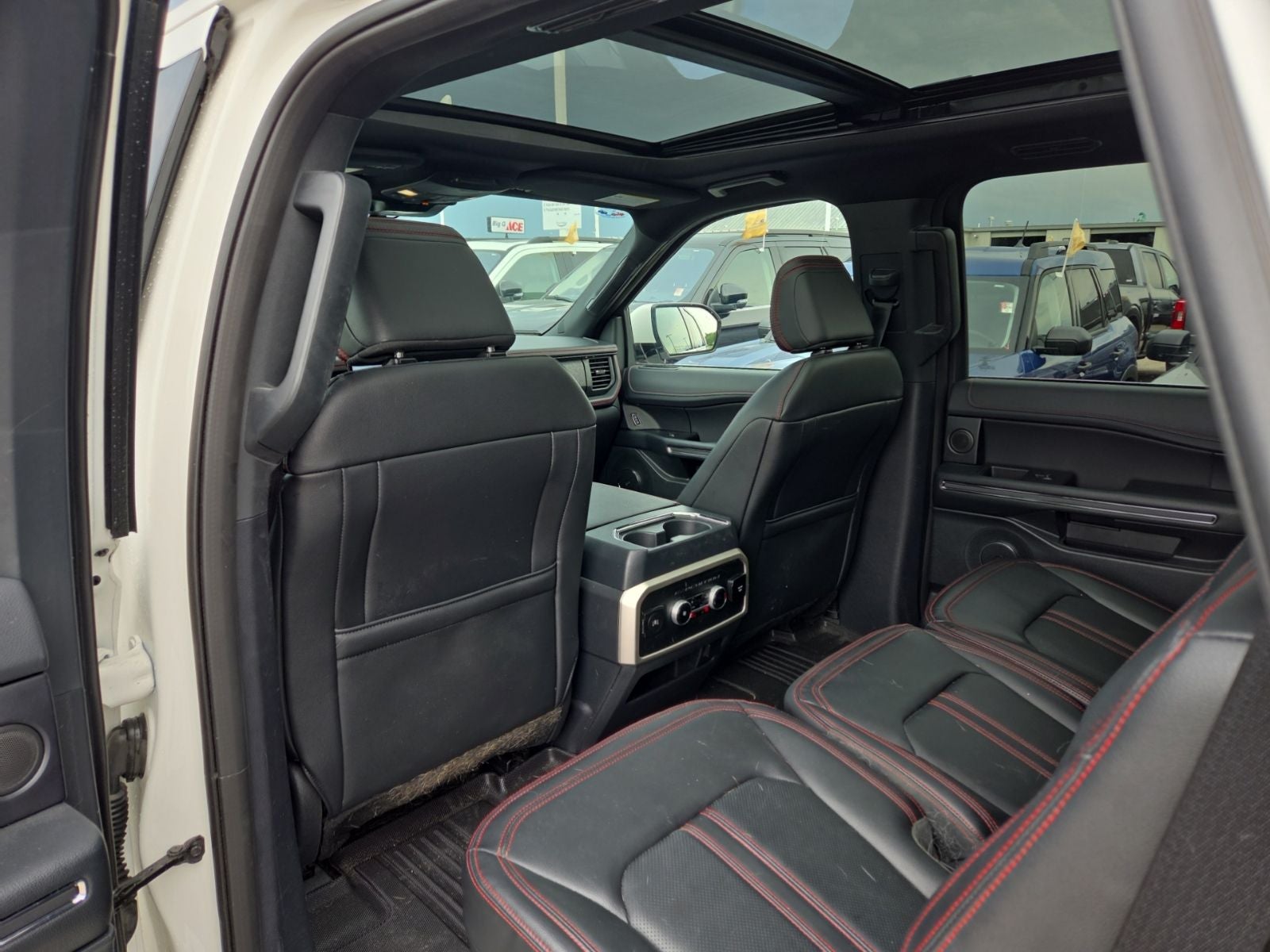 2024 Ford Expedition Limited Stealth 303A