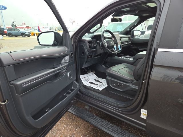 2023 Ford Expedition Limited Stealth 303A