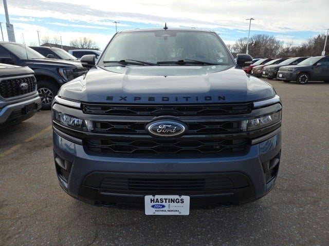 2022 Ford Expedition Limited Stealth 304A