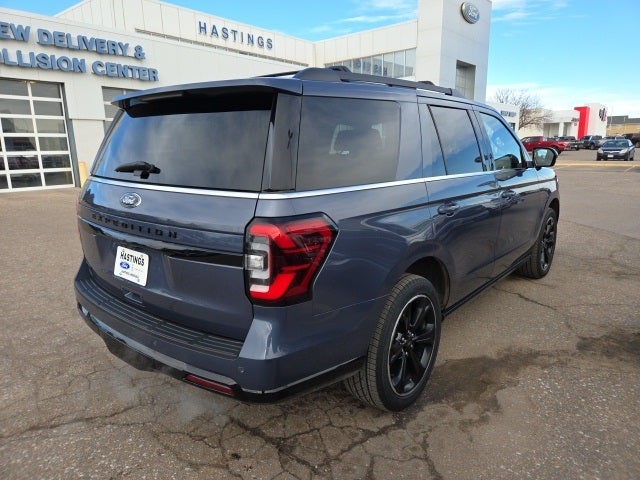2022 Ford Expedition Limited Stealth 304A