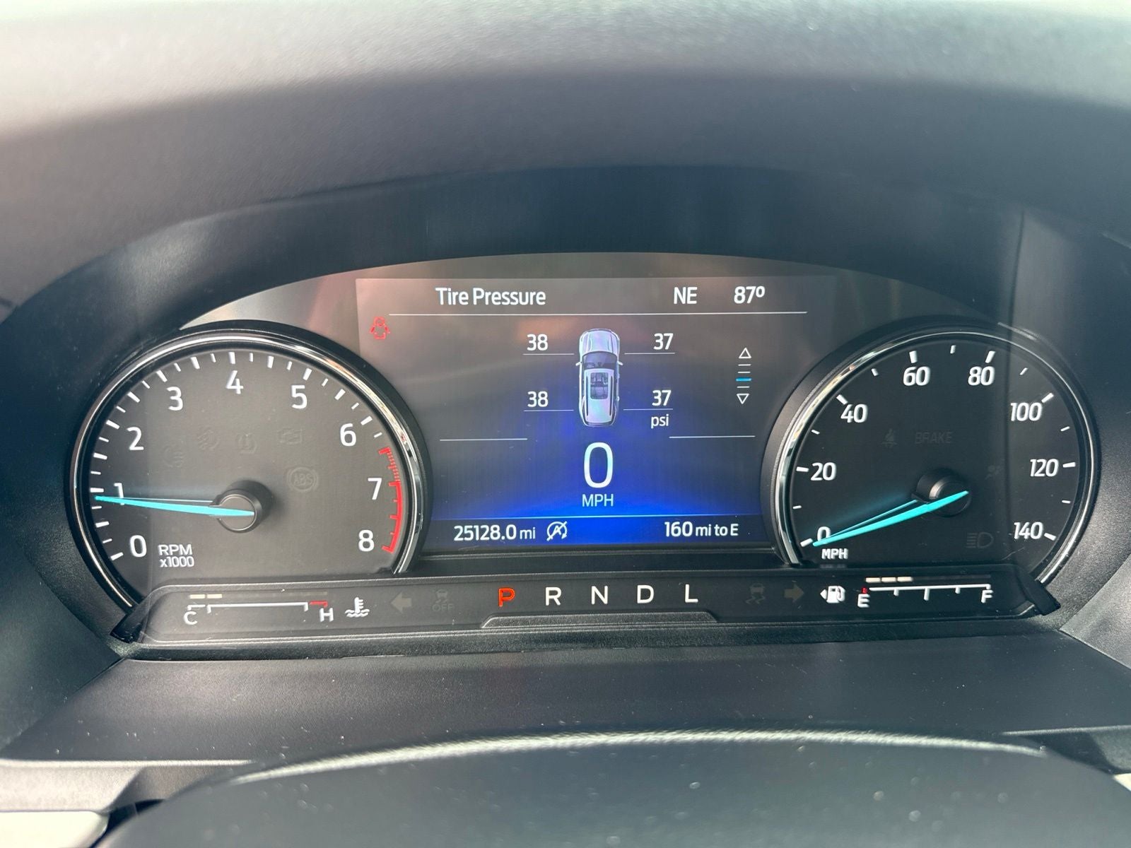 2023 Ford Explorer XLT 202A