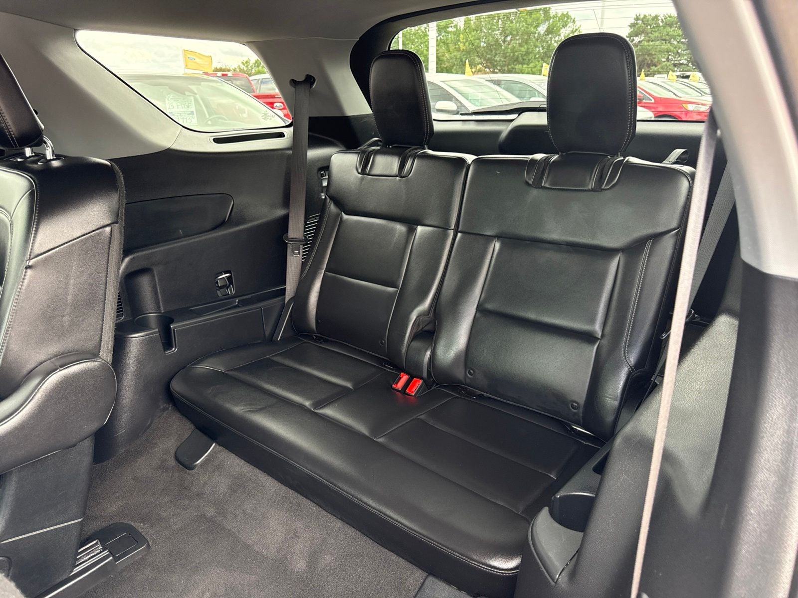 2023 Ford Explorer XLT 202A