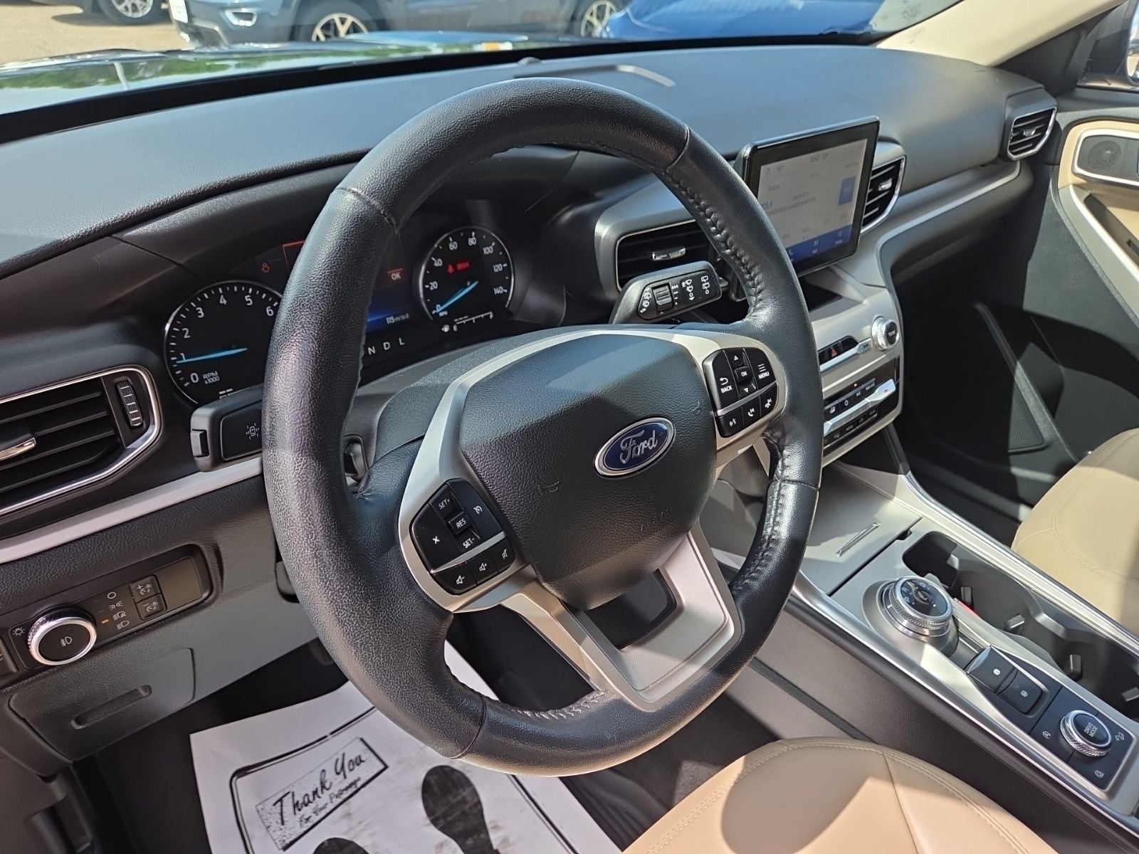2023 Ford Explorer XLT 202A