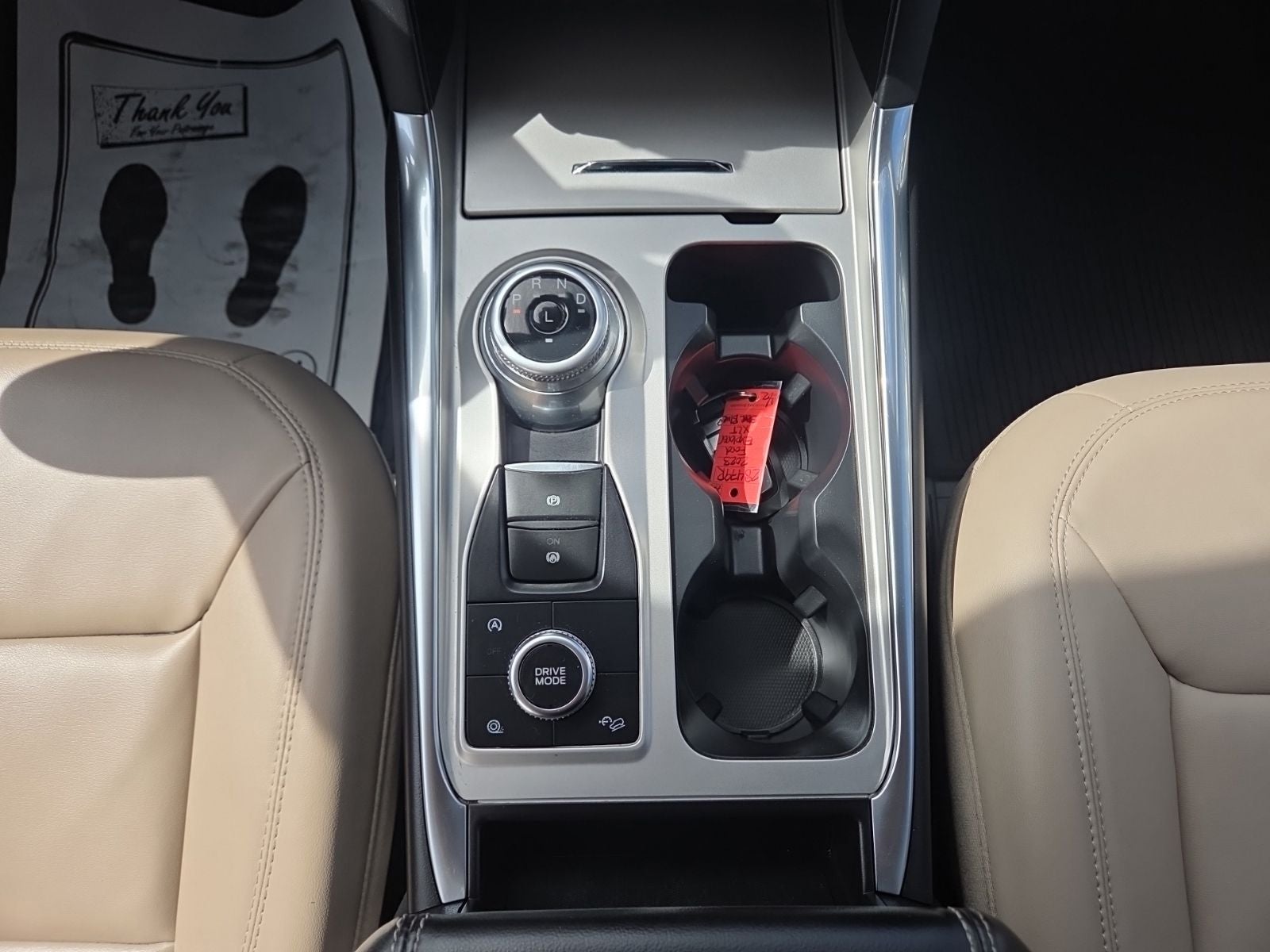 2023 Ford Explorer XLT 202A