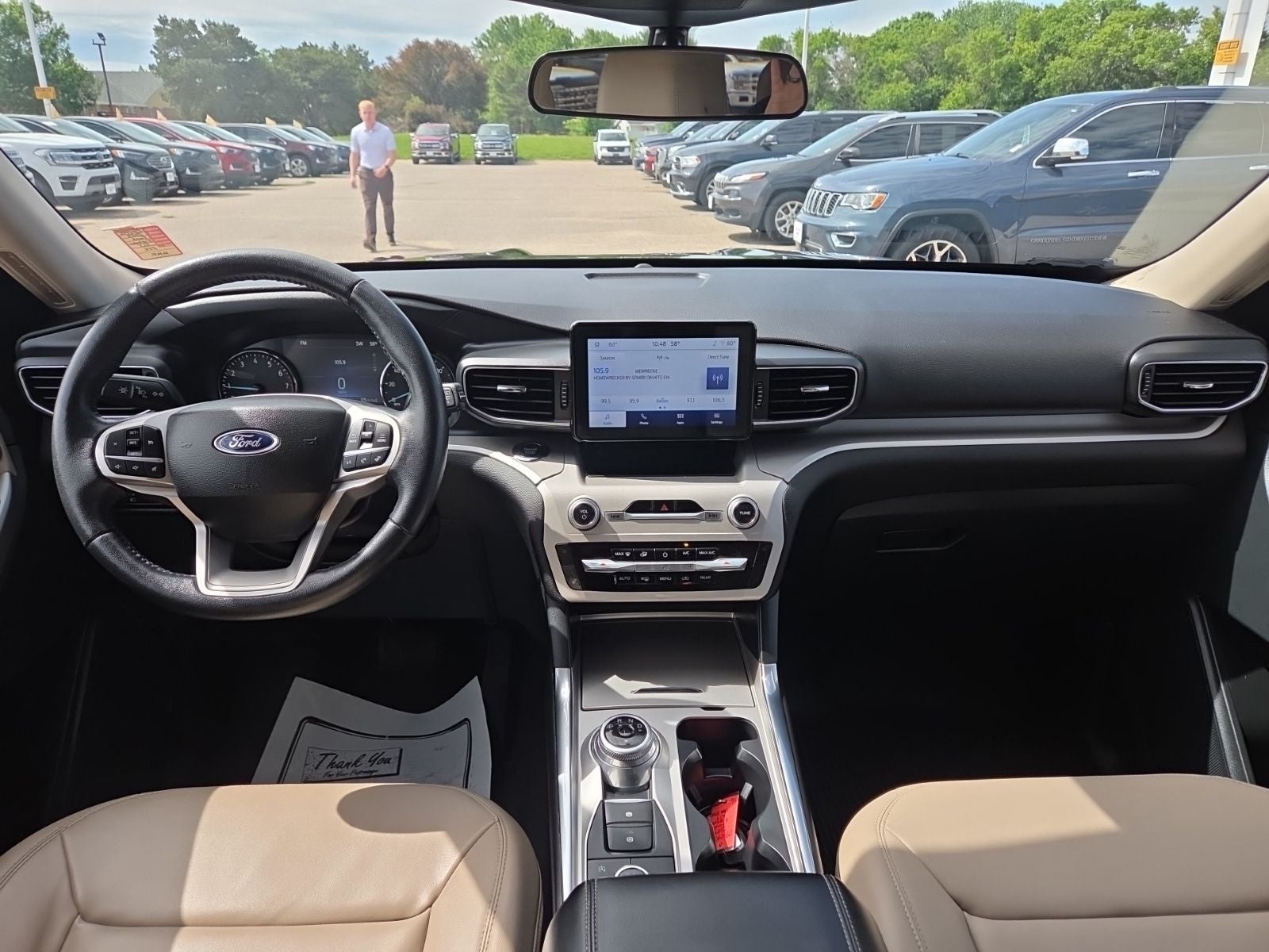 2023 Ford Explorer XLT 202A