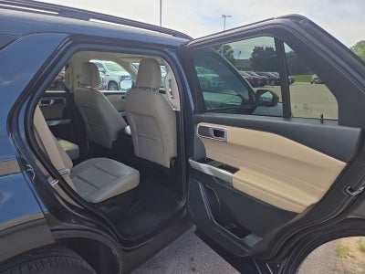 2023 Ford Explorer XLT 202A