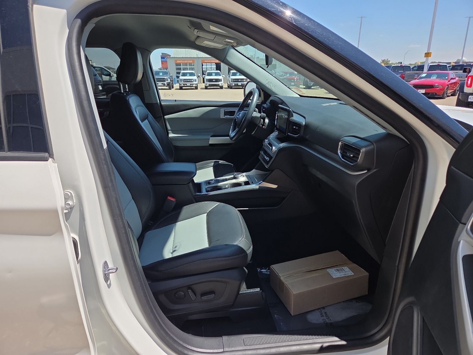 2023 Ford Explorer XLT Sport 202A