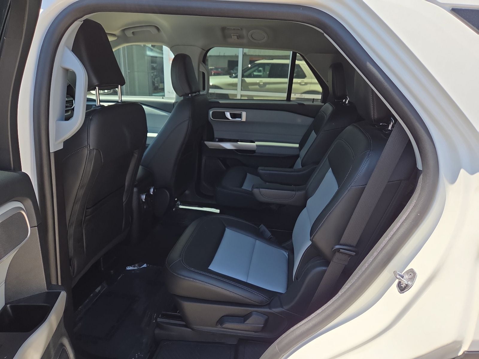 2023 Ford Explorer XLT Sport 202A
