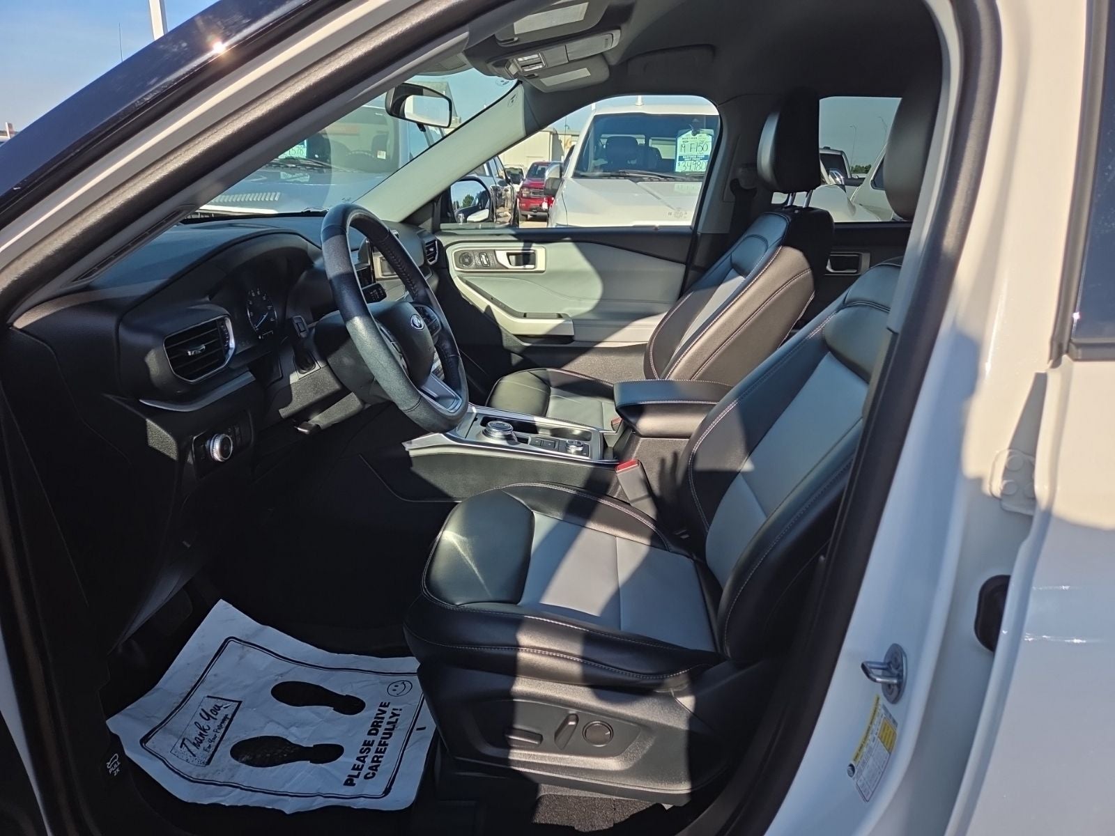2023 Ford Explorer XLT Sport 202A