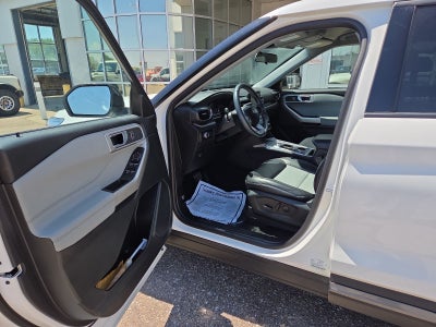 2023 Ford Explorer XLT Sport 202A