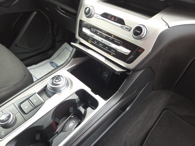 2022 Ford Explorer XLT 200A