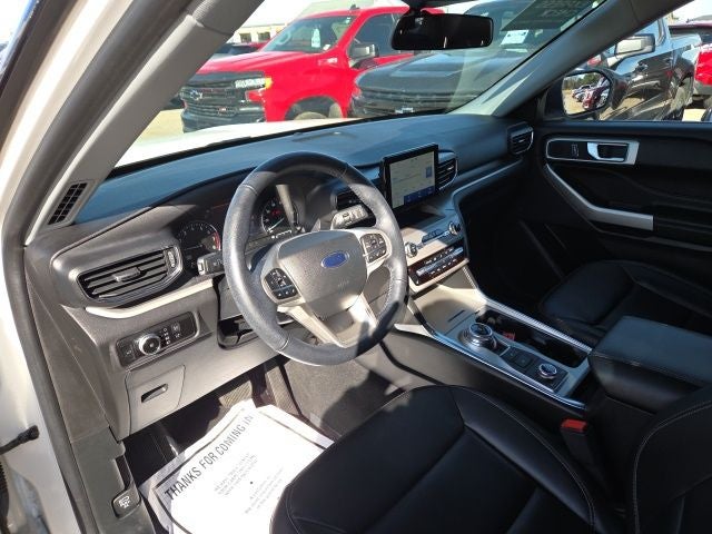 2022 Ford Explorer XLT 202A