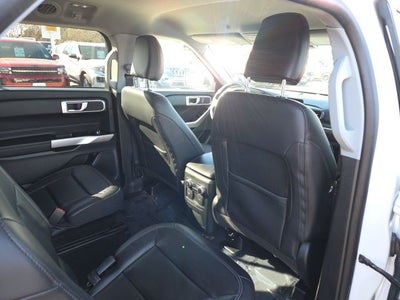 2022 Ford Explorer XLT 202A