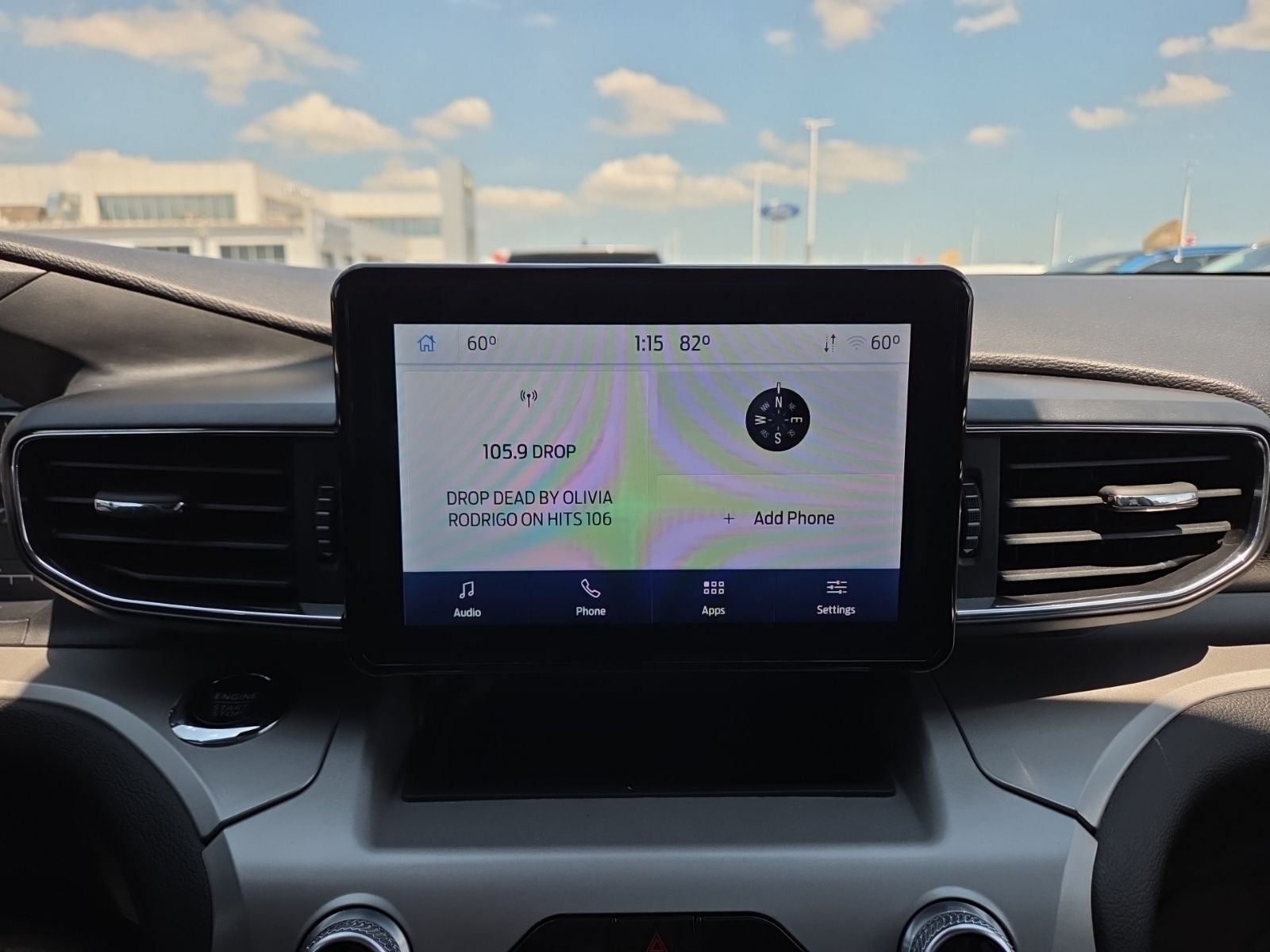 2022 Ford Explorer XLT 202A