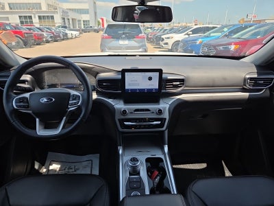 2022 Ford Explorer XLT 202A