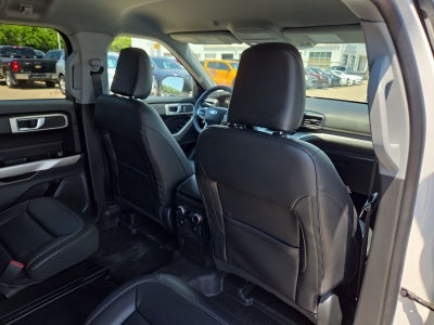 2022 Ford Explorer XLT 202A
