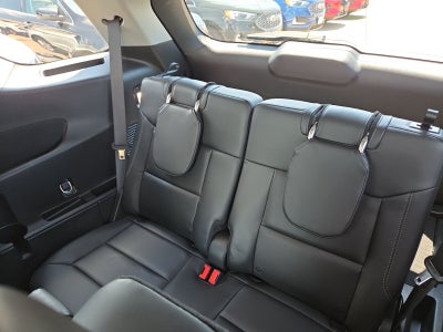 2022 Ford Explorer XLT 202A