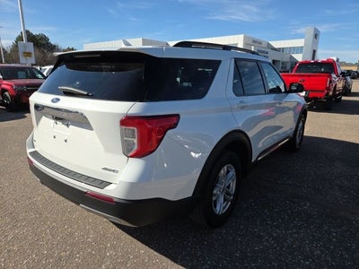 2022 Ford Explorer XLT 202A