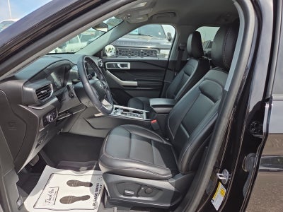 2023 Ford Explorer XLT 202A