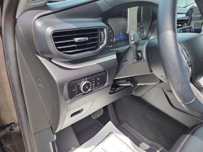 2023 Ford Explorer XLT 202A