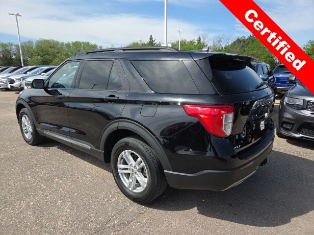 2023 Ford Explorer XLT 202A