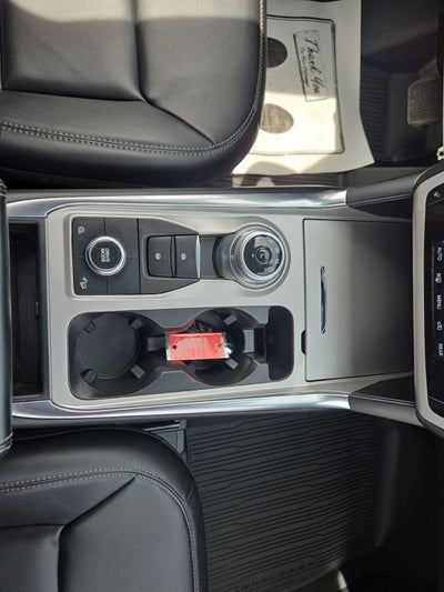 2023 Ford Explorer XLT 202A