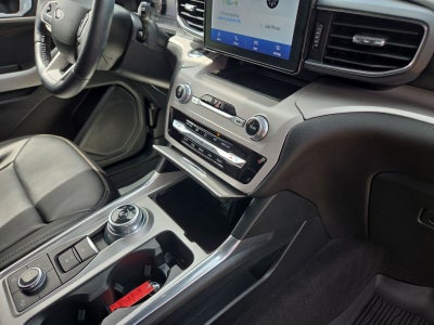 2023 Ford Explorer XLT 202A