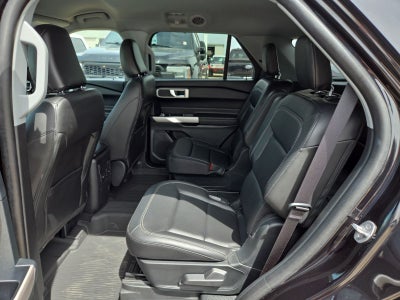 2023 Ford Explorer XLT 202A