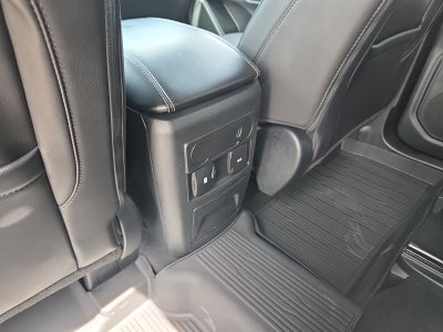 2023 Ford Explorer XLT 202A