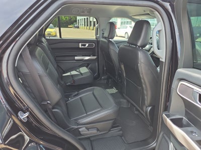2023 Ford Explorer XLT 202A