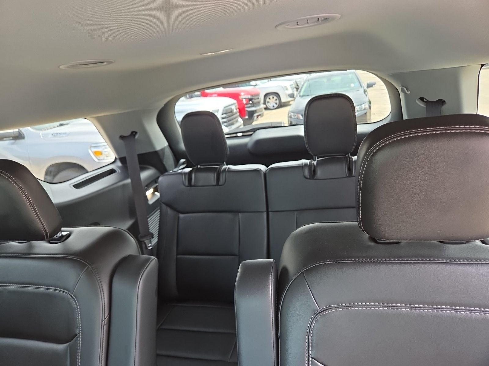 2023 Ford Explorer XLT 202A