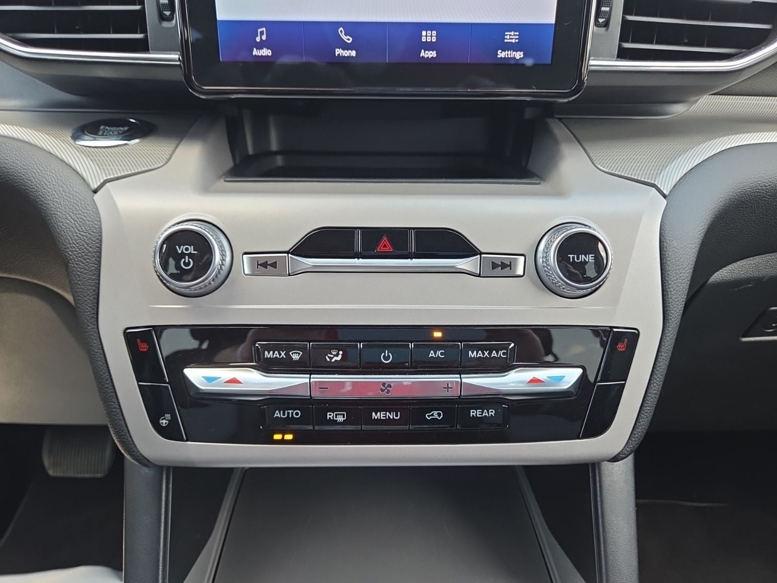2024 Ford Explorer XLT Sport 202A