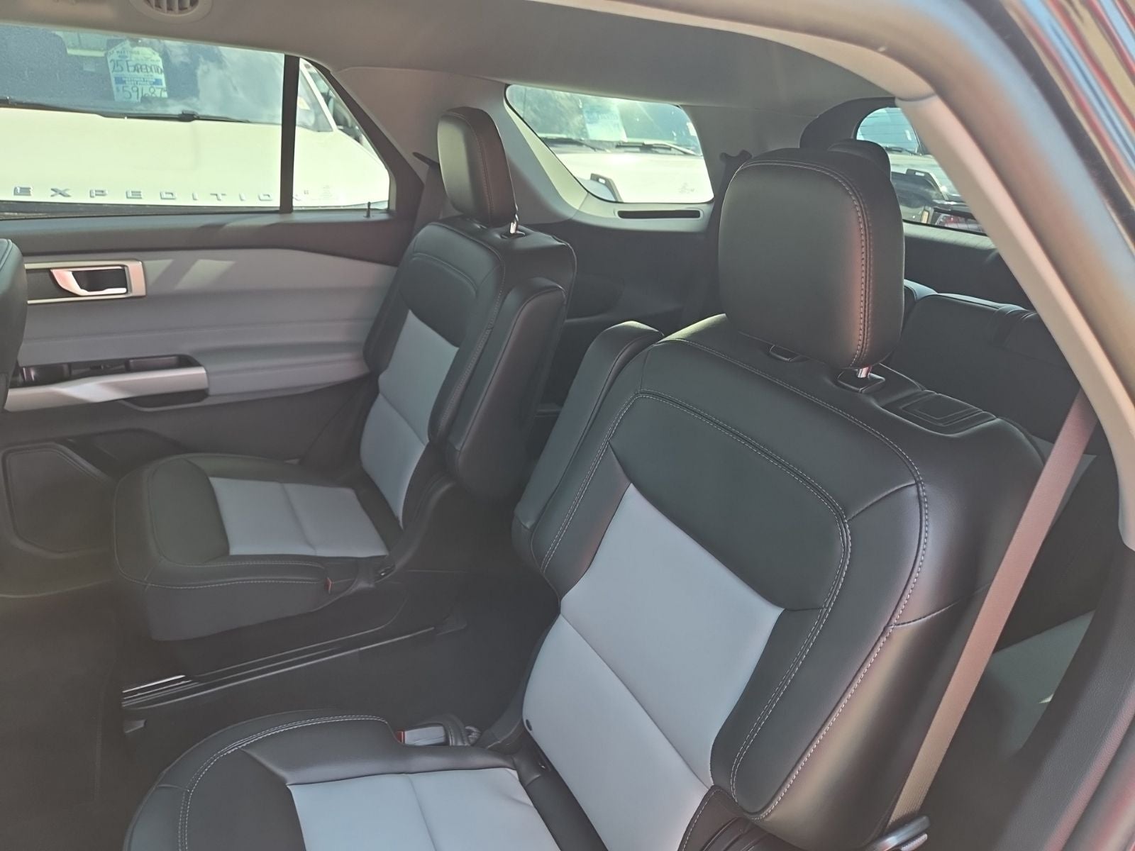2024 Ford Explorer XLT Sport 202A