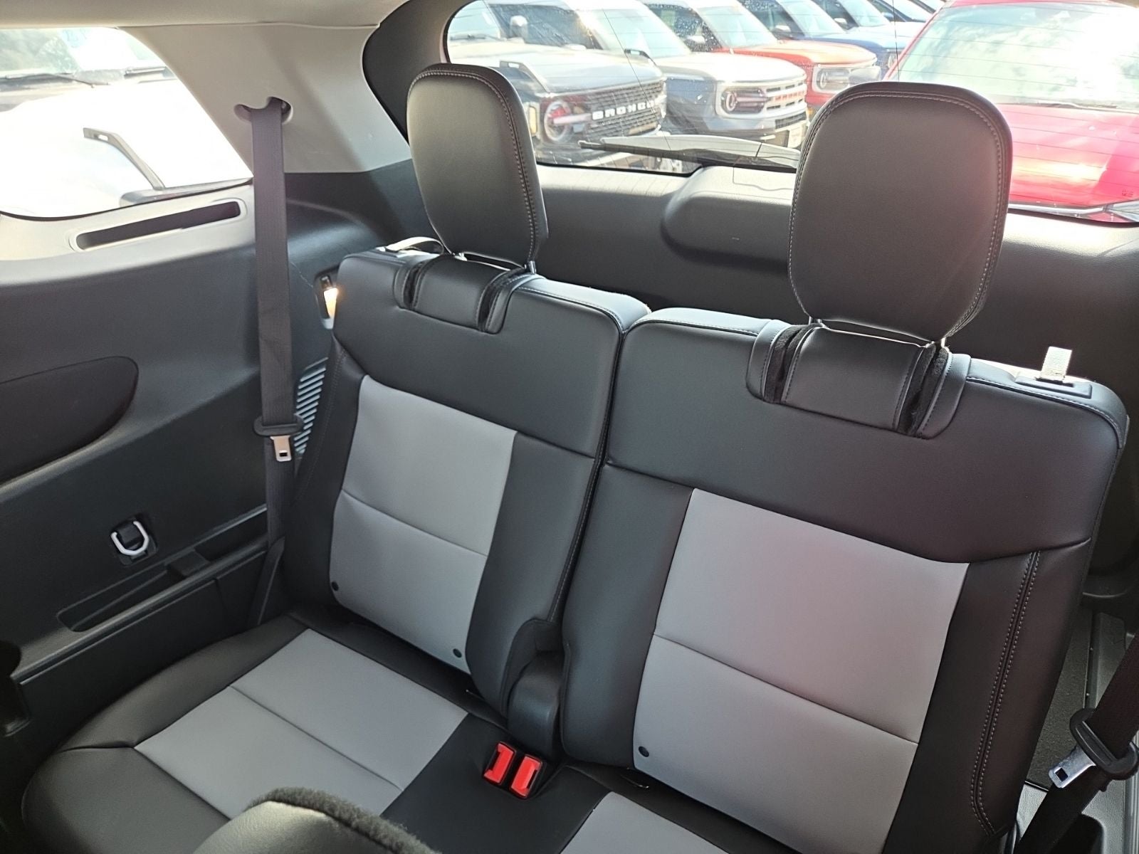 2024 Ford Explorer XLT Sport 202A