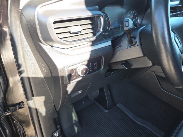 2023 Ford Explorer XLT 202A Sport