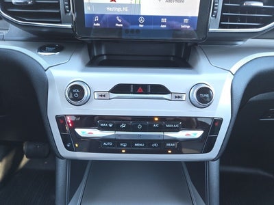 2023 Ford Explorer XLT 202A Sport