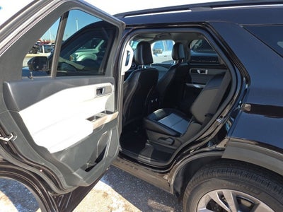 2023 Ford Explorer XLT 202A Sport